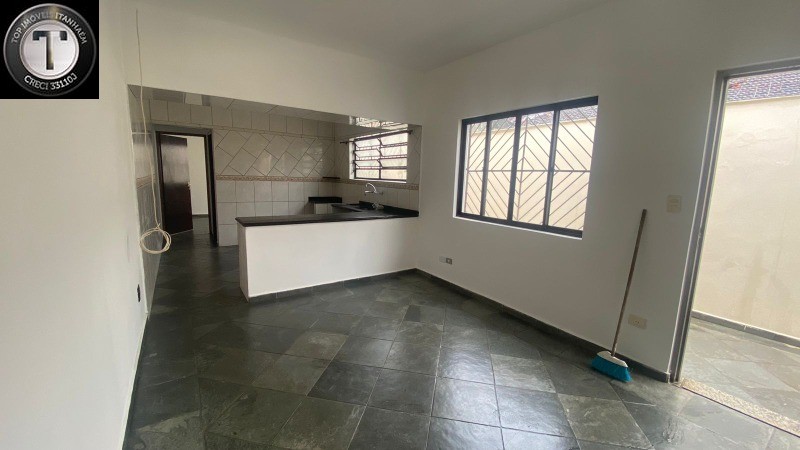 Casa à venda com 2 quartos, 112m² - Foto 12