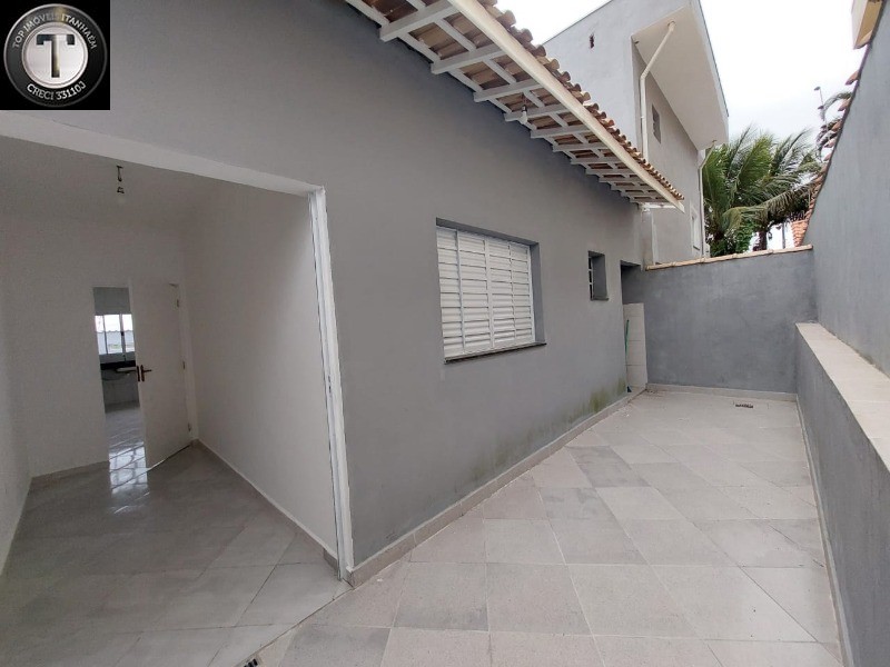 Casa à venda com 2 quartos, 60m² - Foto 11