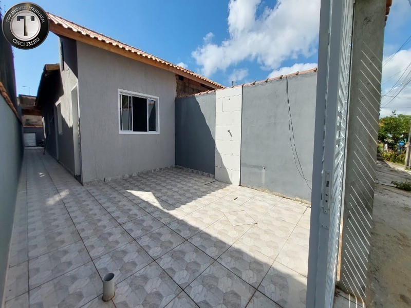 Casa à venda com 2 quartos, 73m² - Foto 1