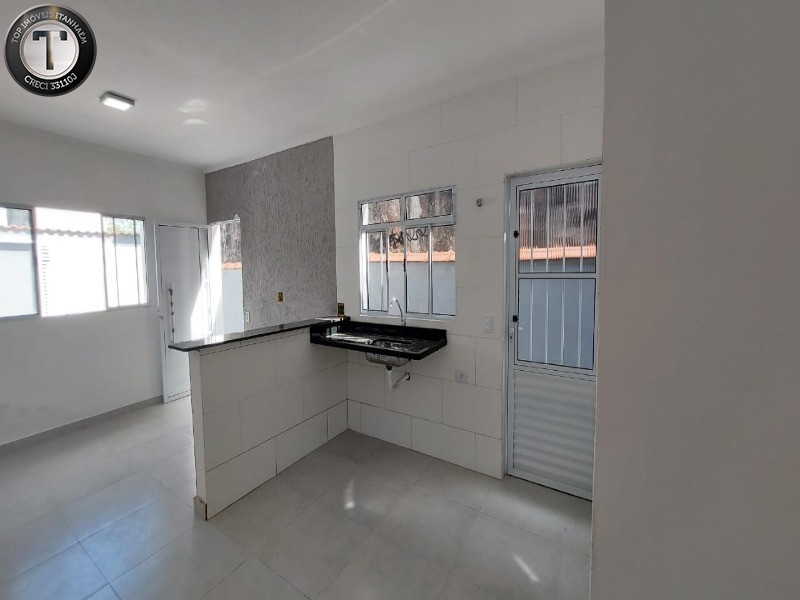 Casa à venda com 2 quartos, 73m² - Foto 11