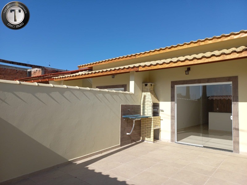 Casa à venda com 2 quartos, 64m² - Foto 2