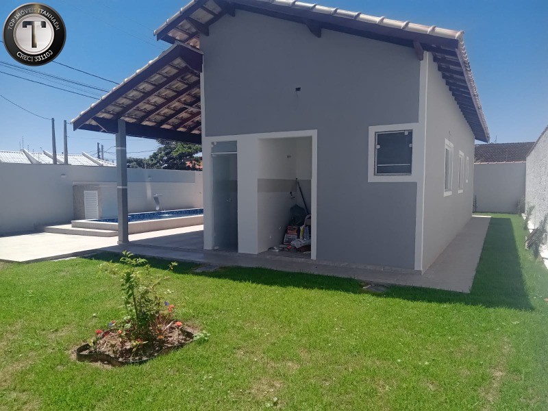 Casa à venda com 3 quartos, 106m² - Foto 1