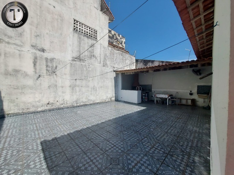 Casa à venda com 2 quartos, 100m² - Foto 17