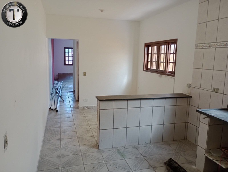 Casa à venda com 2 quartos, 100m² - Foto 11