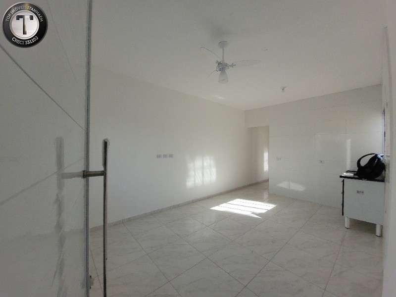 Casa à venda com 2 quartos, 51m² - Foto 9