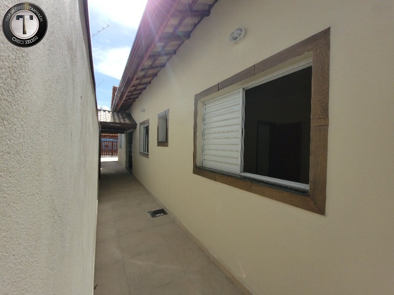 Casa à venda com 2 quartos, 62m² - Foto 19