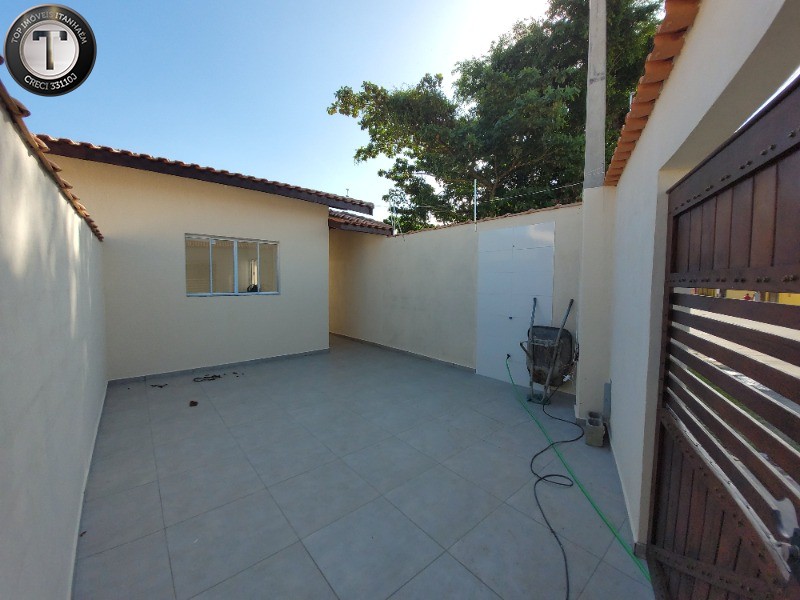 Casa à venda com 2 quartos, 51m² - Foto 2