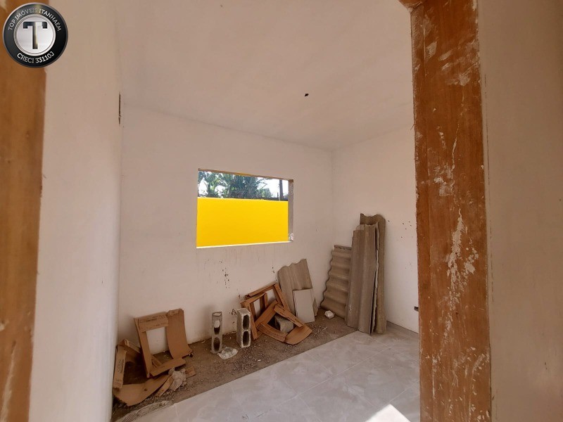 Casa à venda com 2 quartos, 48m² - Foto 13