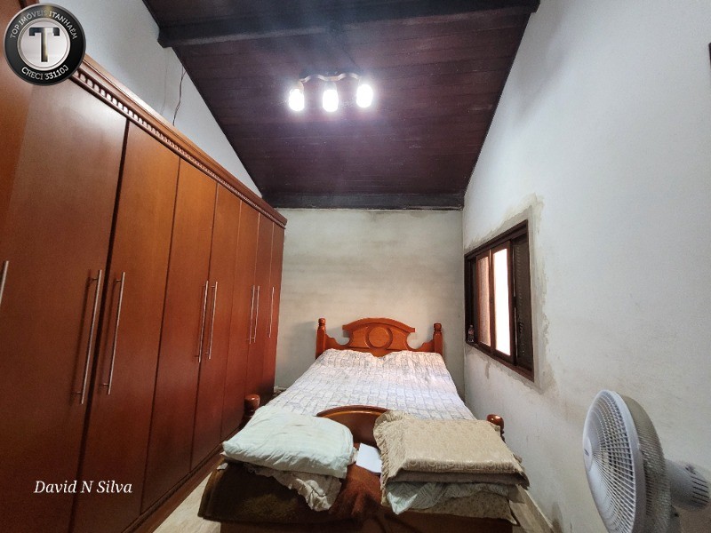 Casa à venda com 4 quartos, 197m² - Foto 14