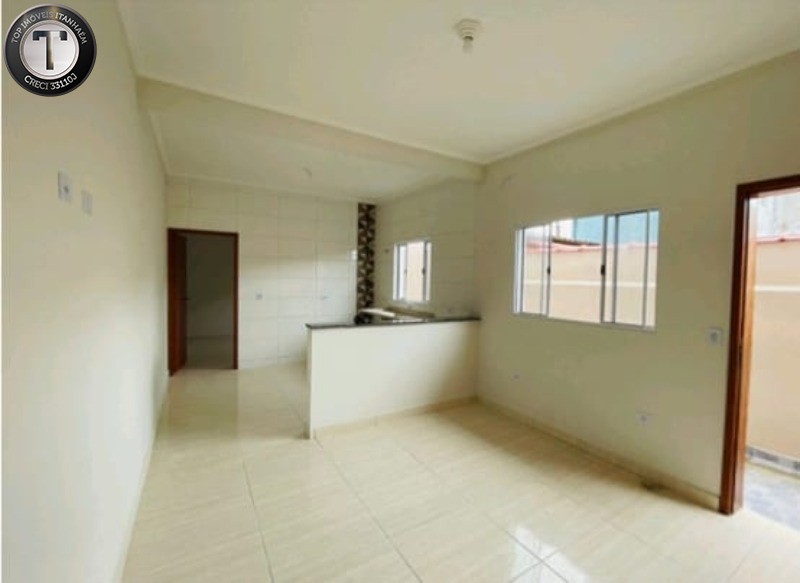 Casa à venda com 2 quartos, 62m² - Foto 5