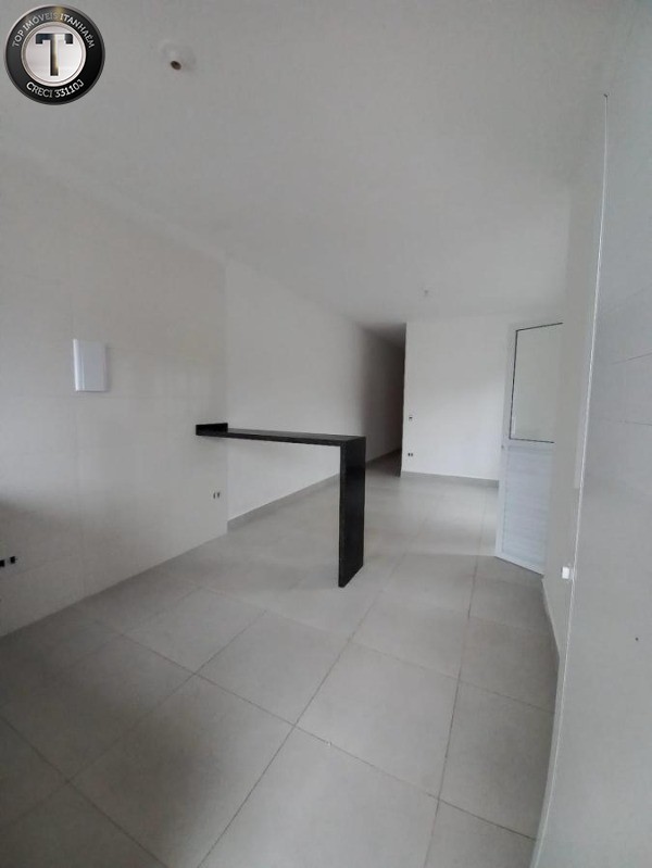 Casa à venda com 2 quartos, 70m² - Foto 14