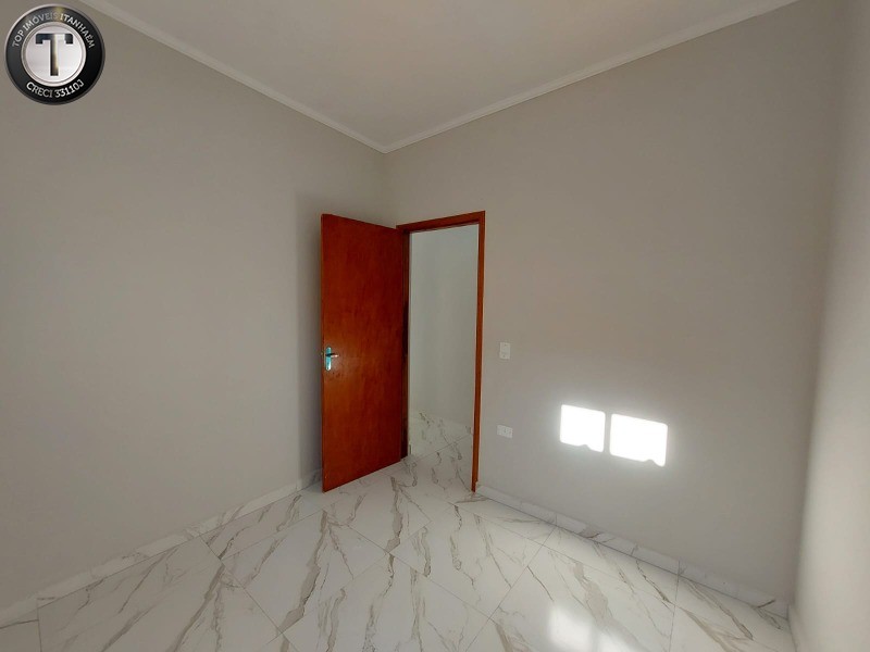 Casa à venda com 2 quartos, 69m² - Foto 25