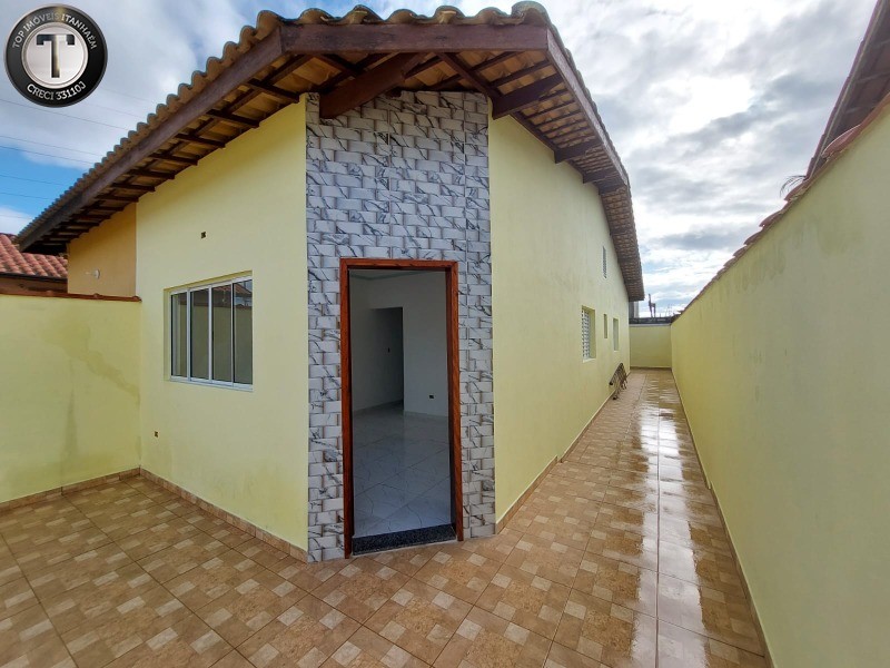 Casa à venda e aluguel com 2 quartos, 70m² - Foto 1