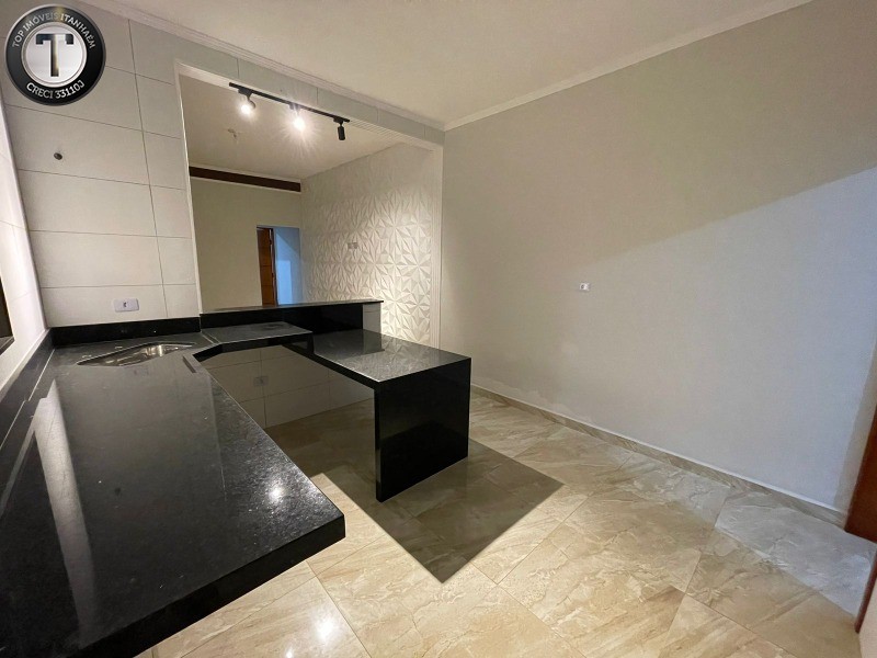 Casa à venda com 2 quartos, 71m² - Foto 13