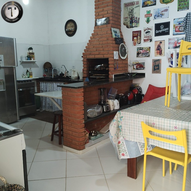 Casa à venda com 3 quartos, 70m² - Foto 14