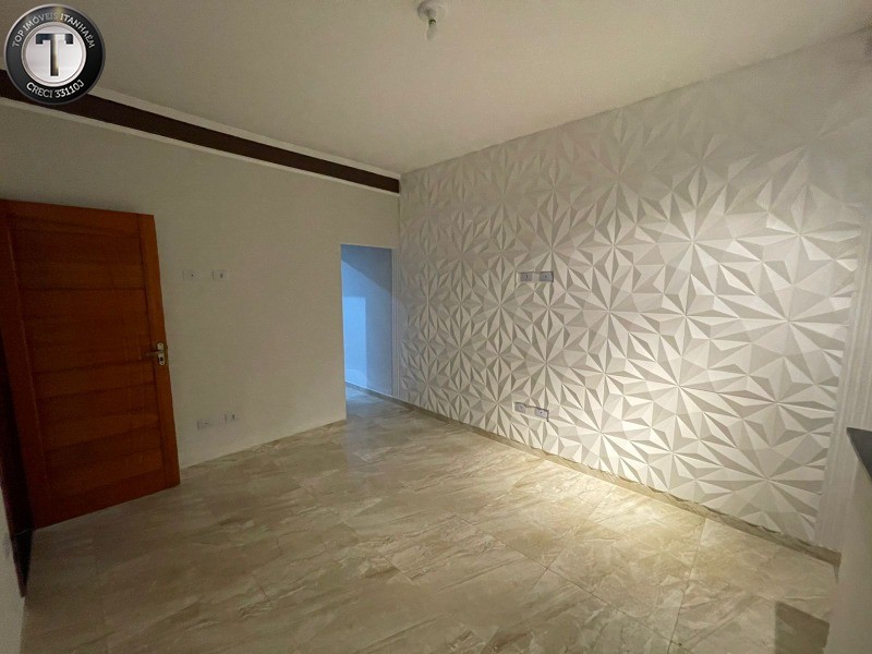 Casa à venda com 2 quartos, 71m² - Foto 11