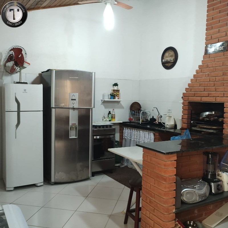 Casa à venda com 3 quartos, 70m² - Foto 17