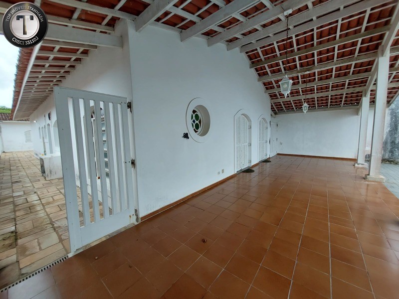 Casa à venda com 3 quartos, 196m² - Foto 4