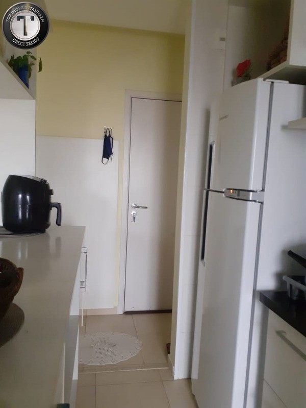 Apartamento à venda com 2 quartos, 77m² - Foto 14