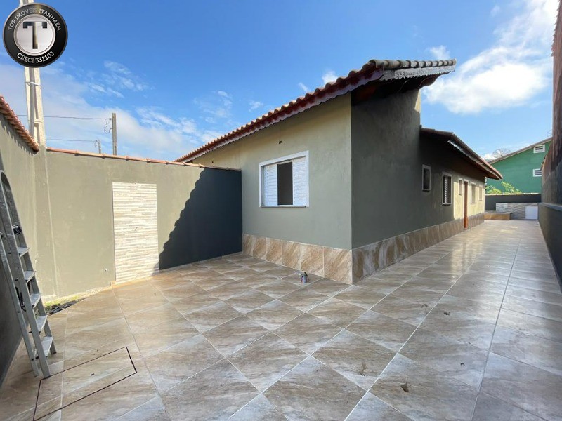 Casa à venda com 2 quartos, 55m² - Foto 2