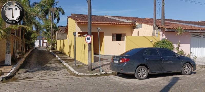 Casa à venda com 2 quartos, 69m² - Foto 2