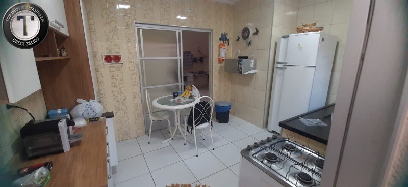 Casa à venda com 5 quartos, 170m² - Foto 17