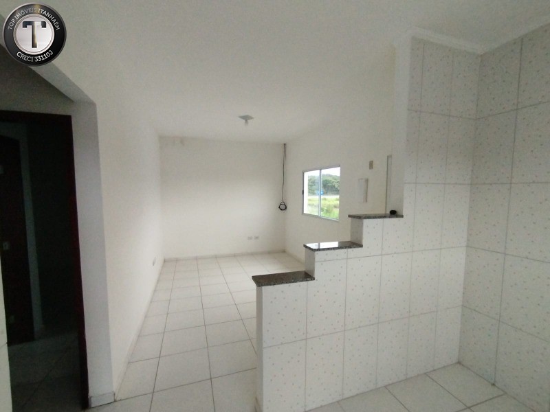 Casa à venda com 2 quartos, 68m² - Foto 14