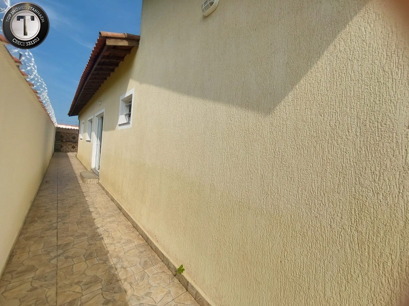 Casa à venda com 2 quartos, 55m² - Foto 4