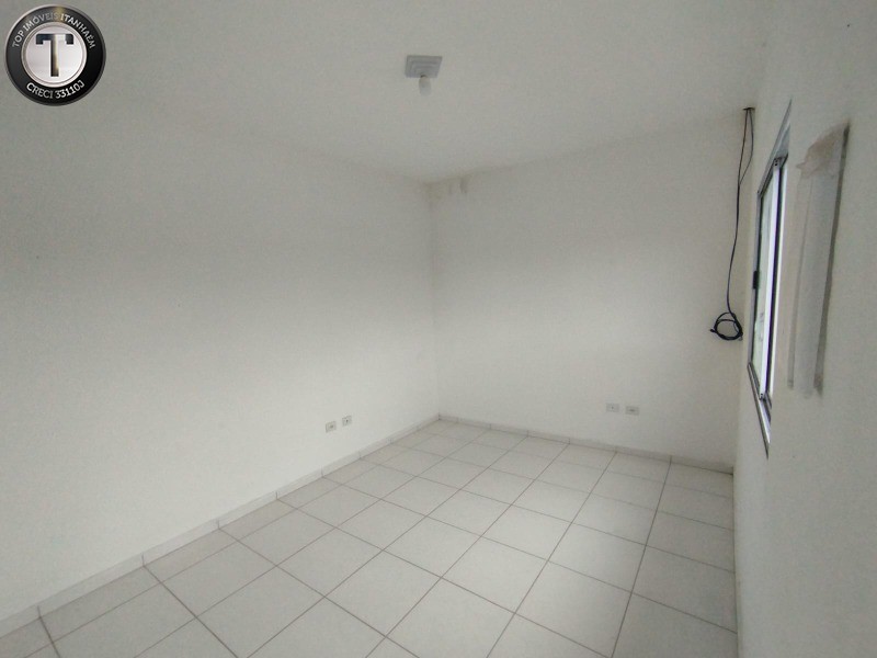 Casa à venda com 2 quartos, 68m² - Foto 11