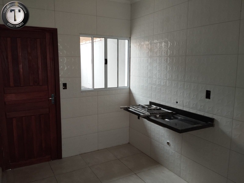 Casa à venda com 2 quartos, 50m² - Foto 17