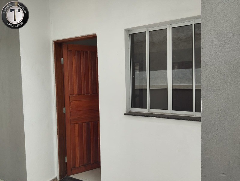 Casa à venda com 2 quartos, 50m² - Foto 13