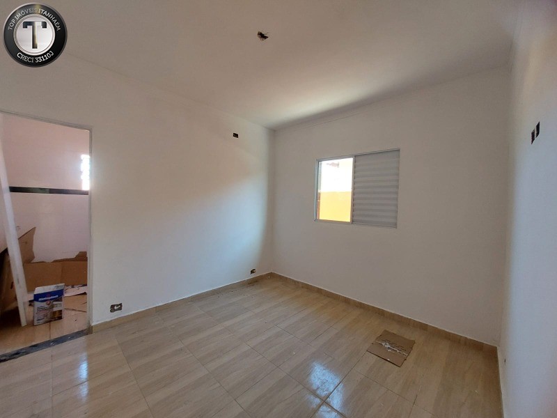 Casa à venda com 2 quartos, 62m² - Foto 14