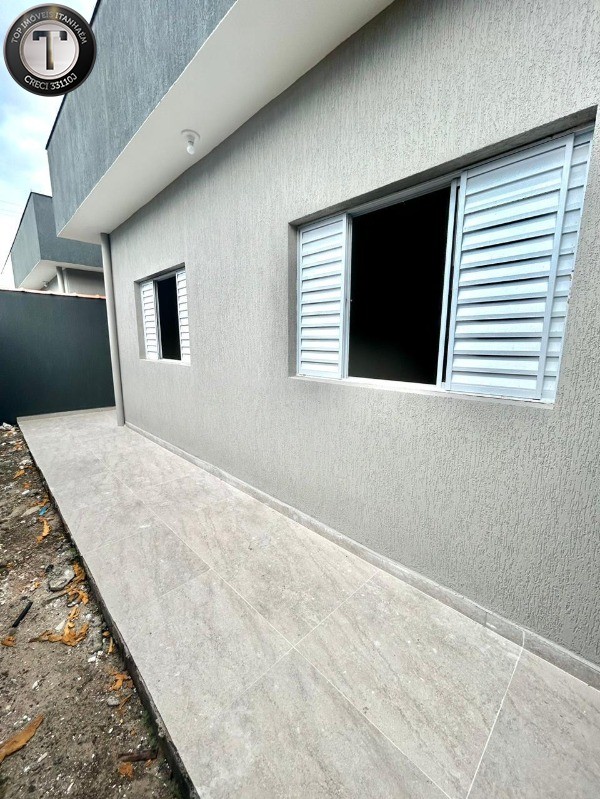 Casa à venda com 2 quartos, 75m² - Foto 4