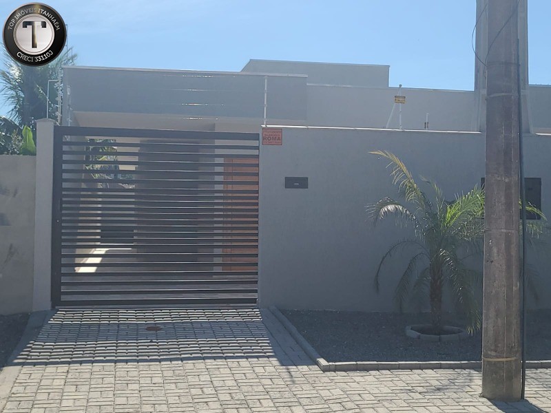 Casa à venda com 2 quartos, 81m² - Foto 2