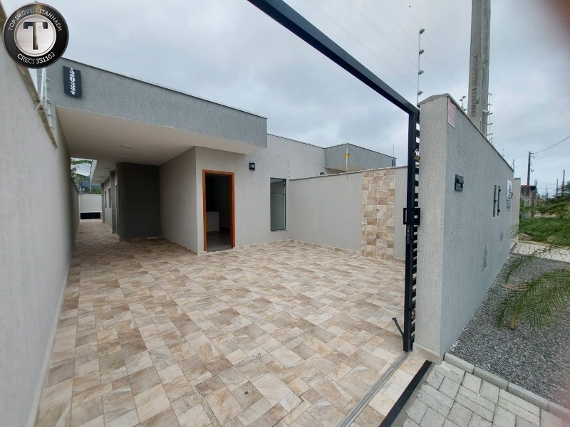 Casa à venda com 2 quartos, 81m² - Foto 1