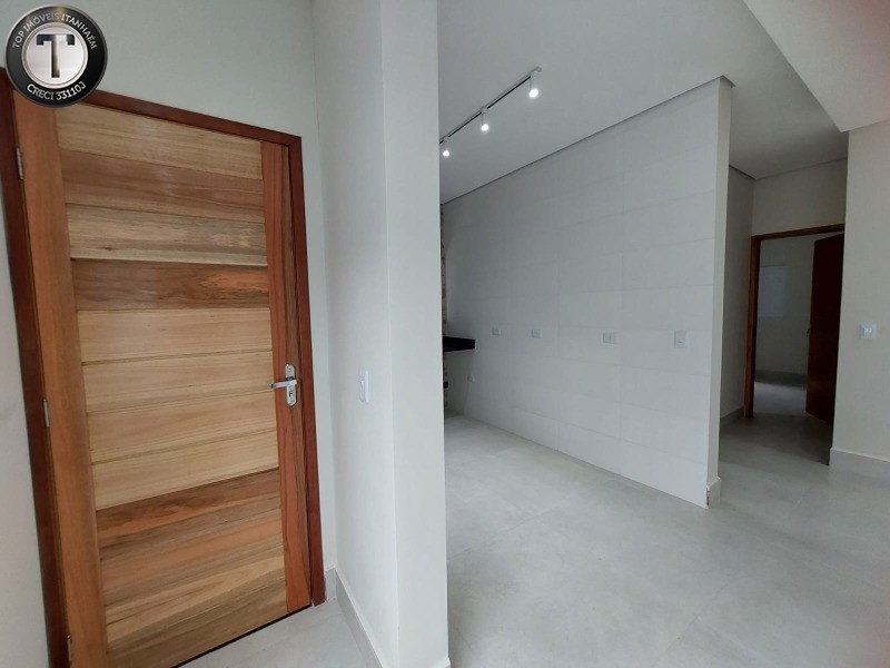 Casa à venda com 2 quartos, 65m² - Foto 24