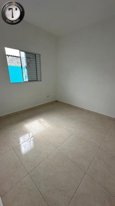 Casa à venda com 2 quartos, 50m² - Foto 12