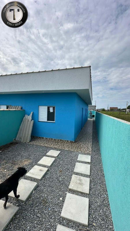 Casa à venda com 2 quartos, 50m² - Foto 4