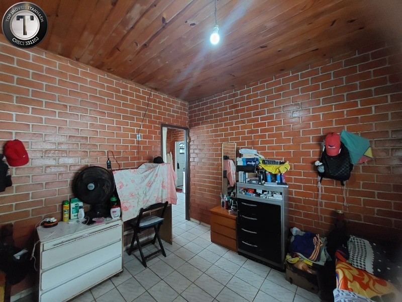 Casa à venda com 2 quartos, 90m² - Foto 18