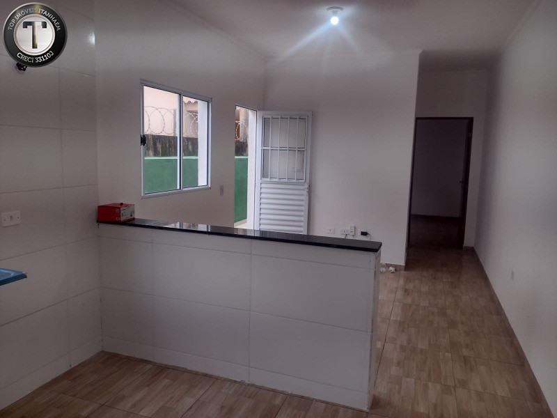 Casa à venda com 2 quartos, 68m² - Foto 12