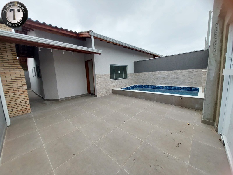 Casa à venda com 2 quartos, 65m² - Foto 2