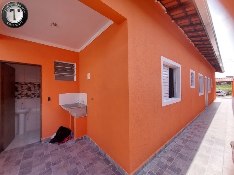 Casa à venda com 2 quartos, 60m² - Foto 3