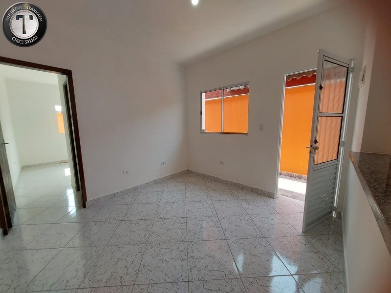 Casa à venda com 2 quartos, 60m² - Foto 13