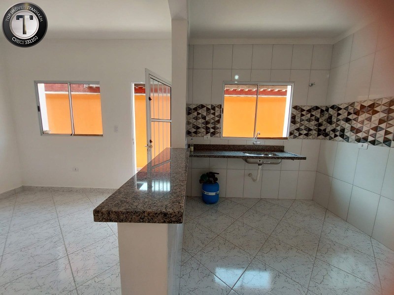 Casa à venda com 2 quartos, 60m² - Foto 17