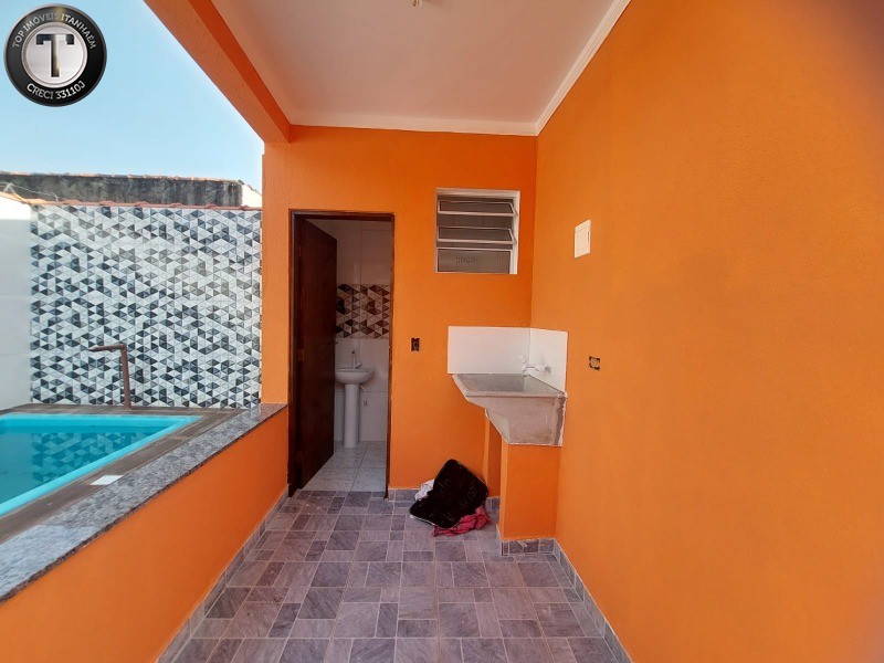 Casa à venda com 2 quartos, 60m² - Foto 10