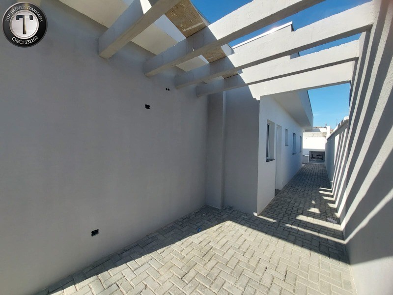 Casa à venda com 2 quartos, 68m² - Foto 9