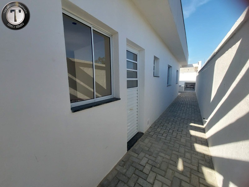 Casa à venda com 2 quartos, 68m² - Foto 10