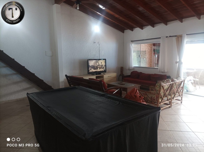 Casa à venda com 3 quartos, 220m² - Foto 30