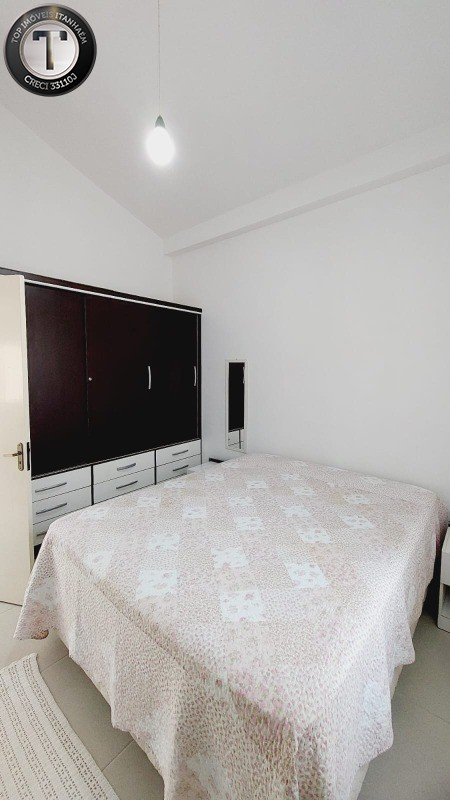 Casa à venda com 2 quartos, 62m² - Foto 9