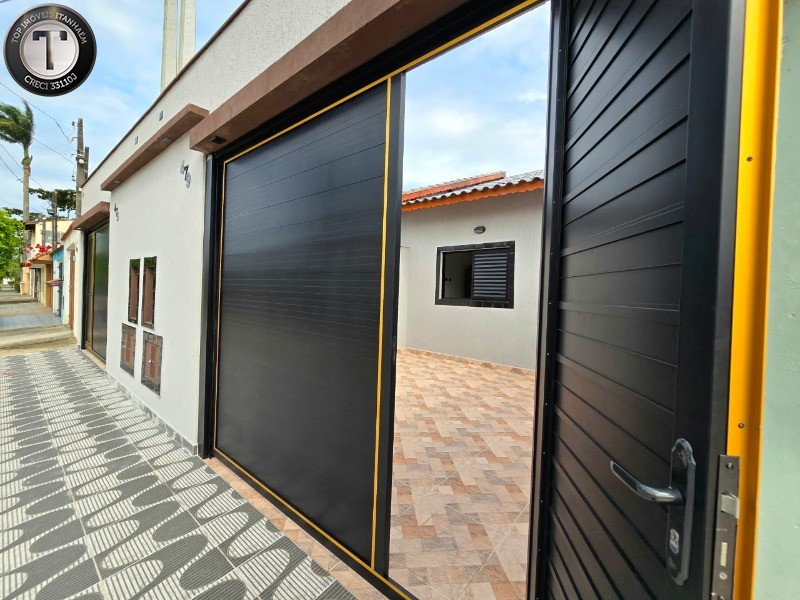 Casa à venda com 2 quartos, 63m² - Foto 2